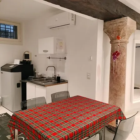 Rialto Mercato Venedig